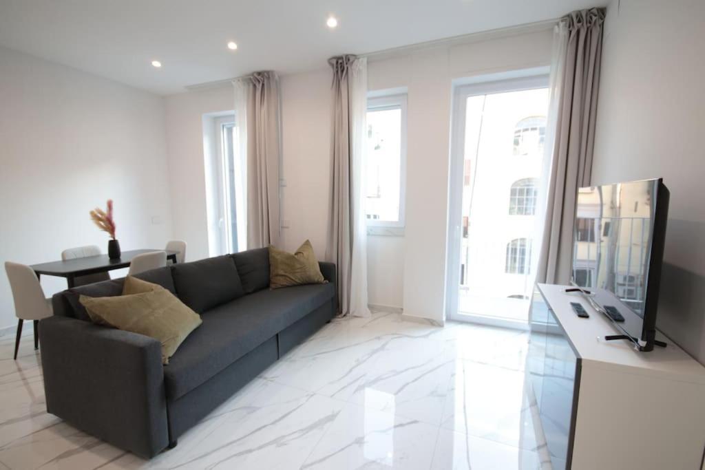 Chiaia Arcoleo House - Sofia Apartment Наполи Екстериор снимка